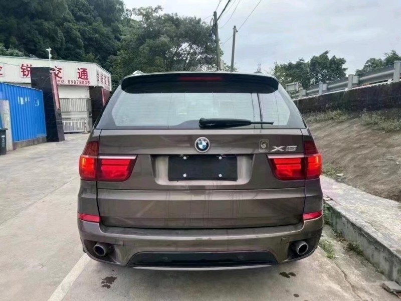 中山12年宝马X56