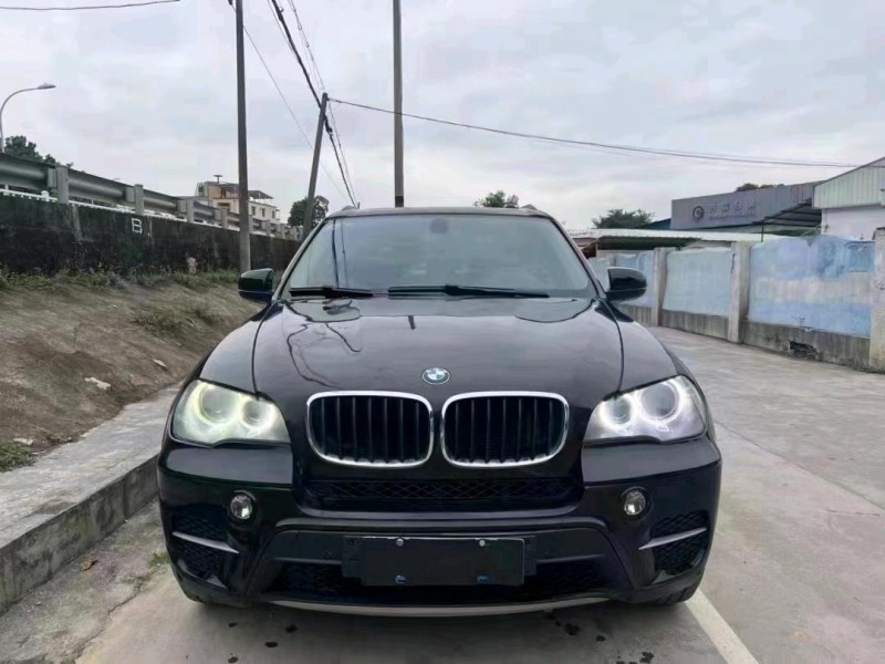 中山13年宝马X51