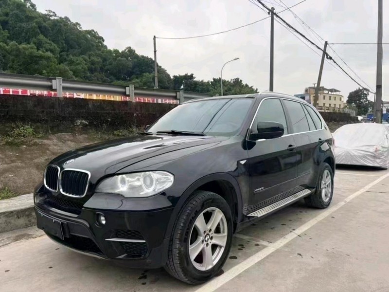 中山13年宝马X52