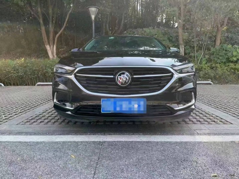 宜春21年别克君越8