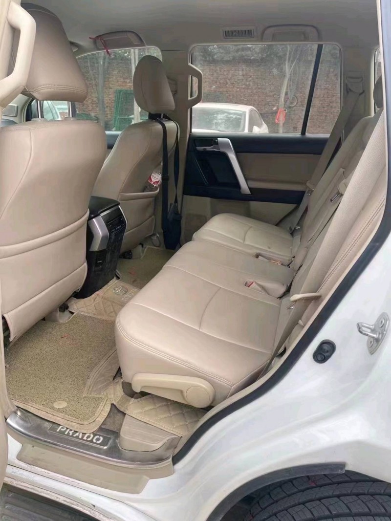 北京12年丰田普拉多5