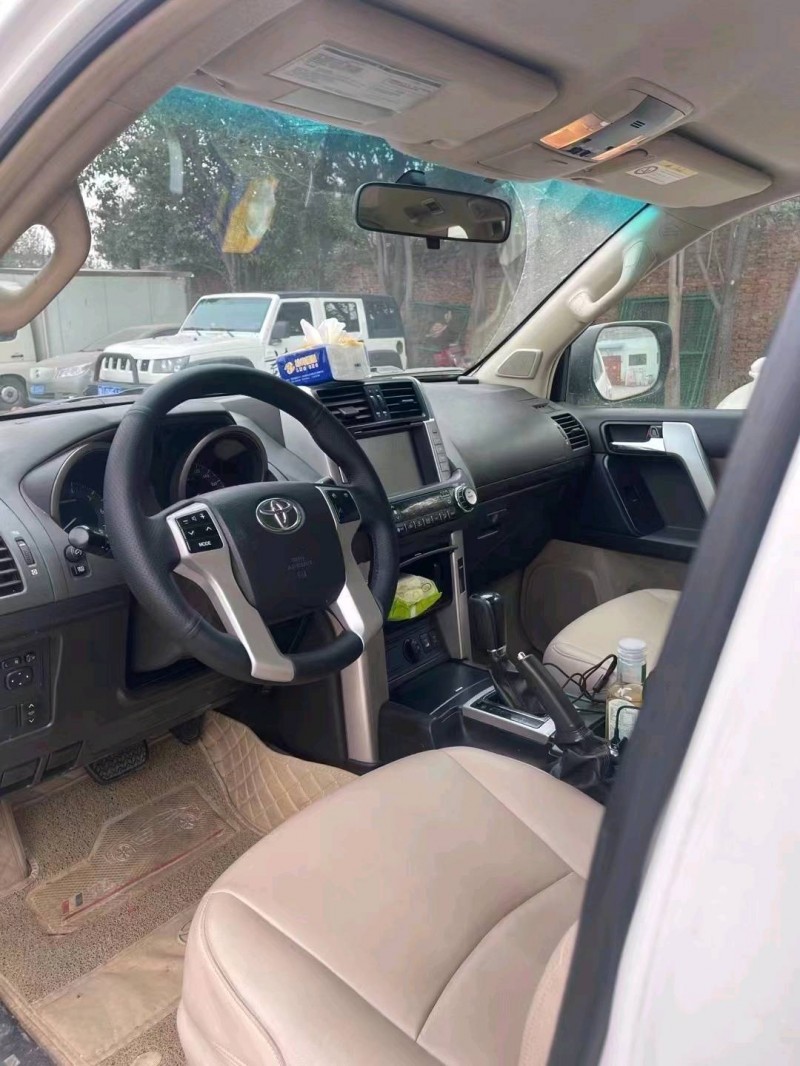 北京12年丰田普拉多6