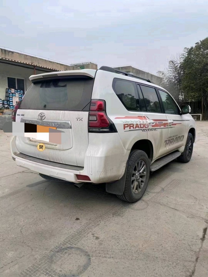 北京12年丰田普拉多7