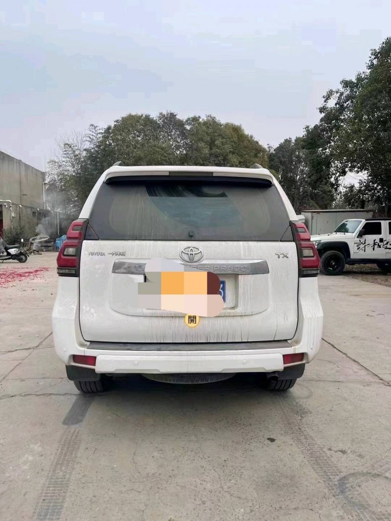 北京12年丰田普拉多9