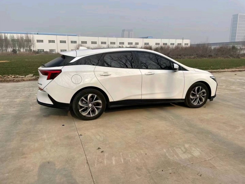 枣庄22年别克微蓝4