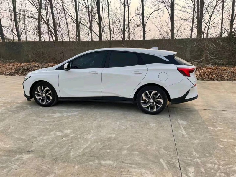 枣庄22年别克微蓝7