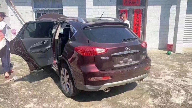 合肥16年英菲尼迪QX501