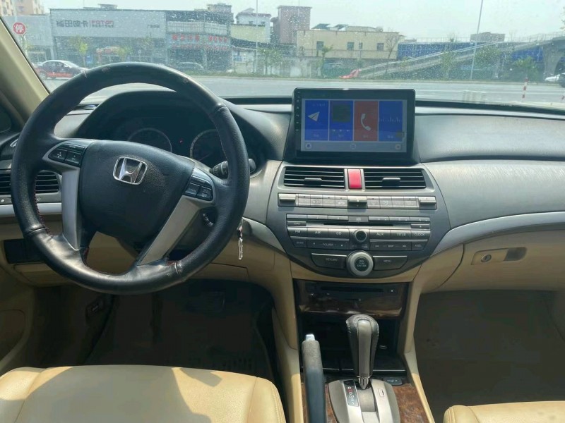 广州10年本田雅阁6