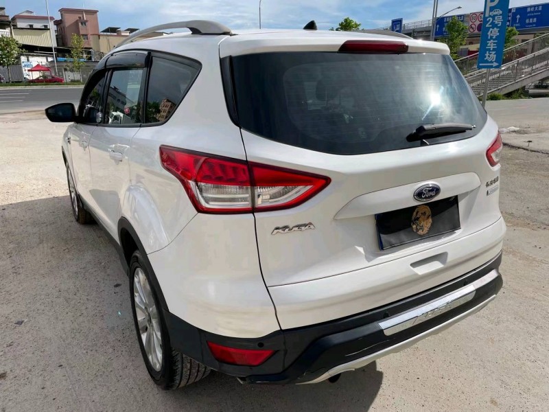 广州13年福特翼虎8