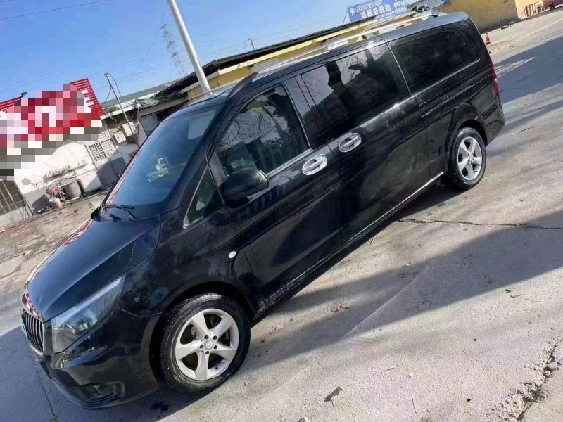 临沂17年奔驰威霆7