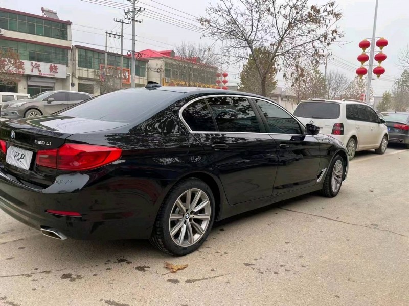 保定18年宝马5系7