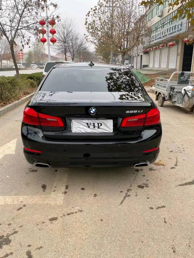 保定18年宝马5系9