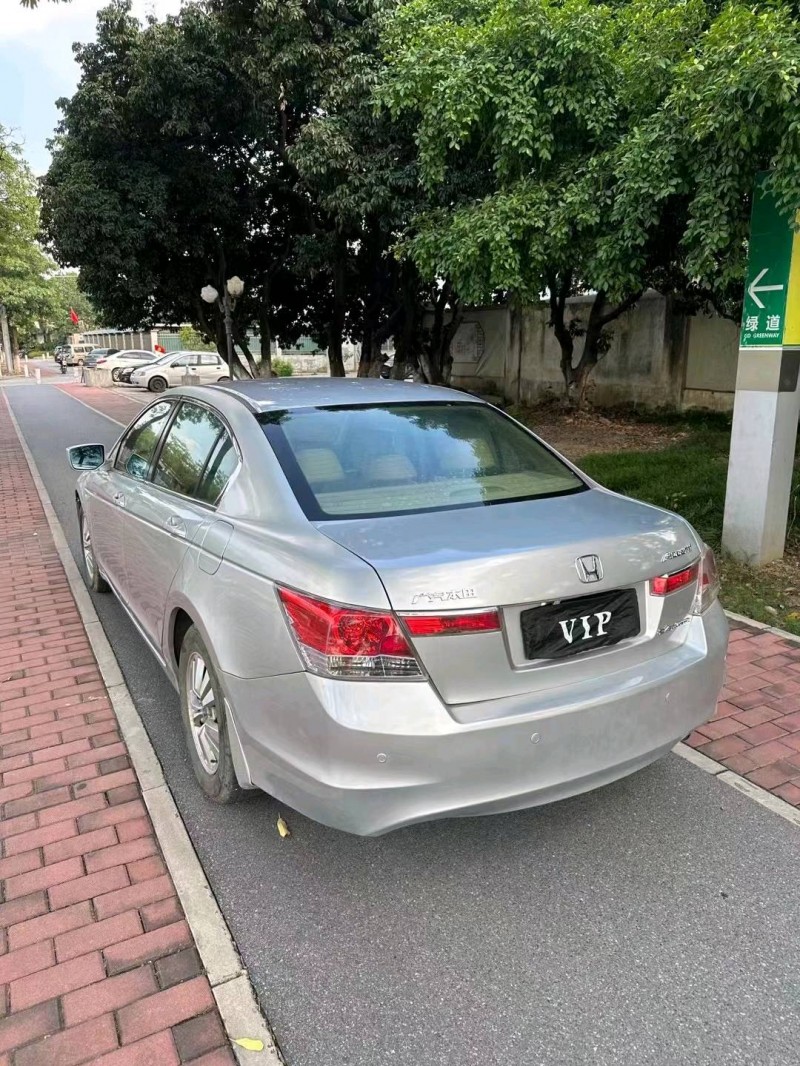 广州09年本田雅阁7
