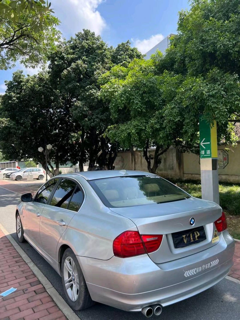 广州09年宝马3系8
