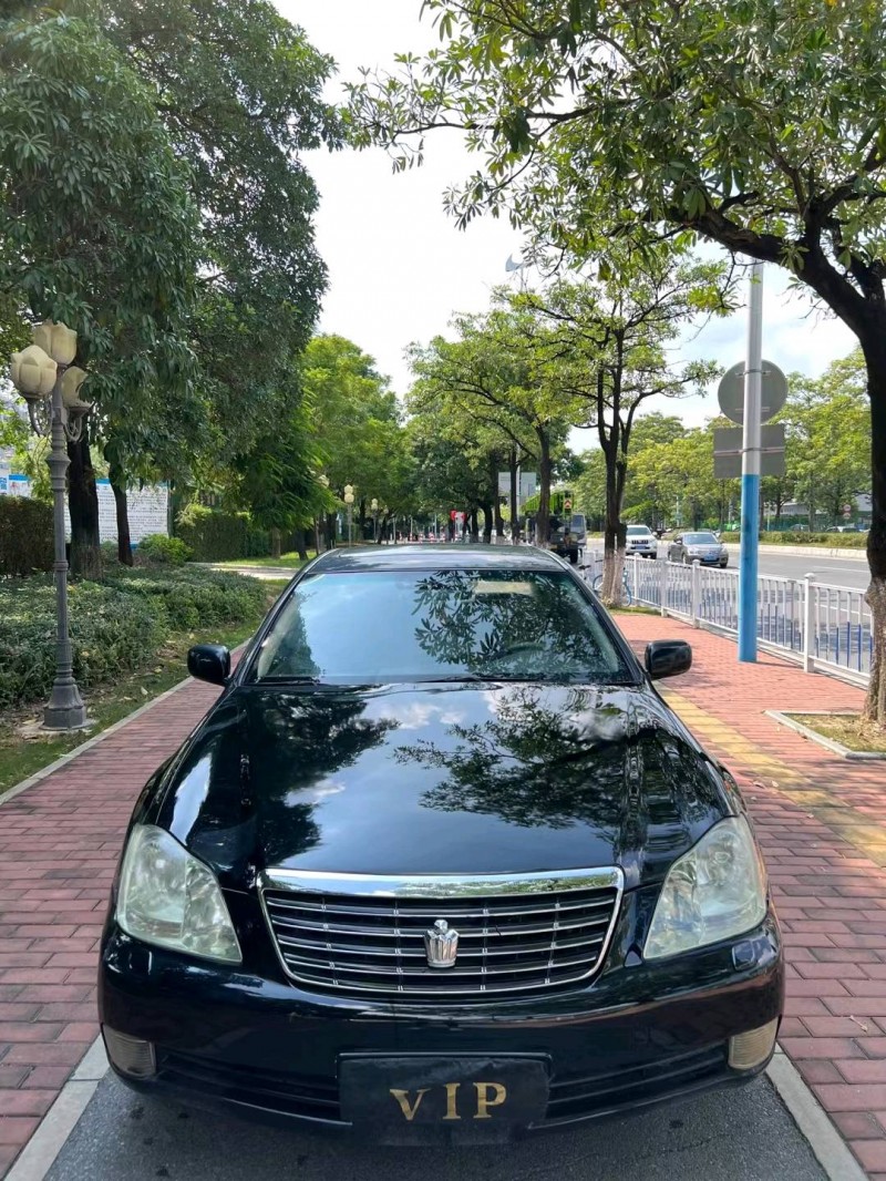 广州07年丰田皇冠1