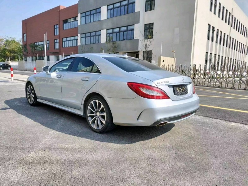 苏州15年奔驰CLS7