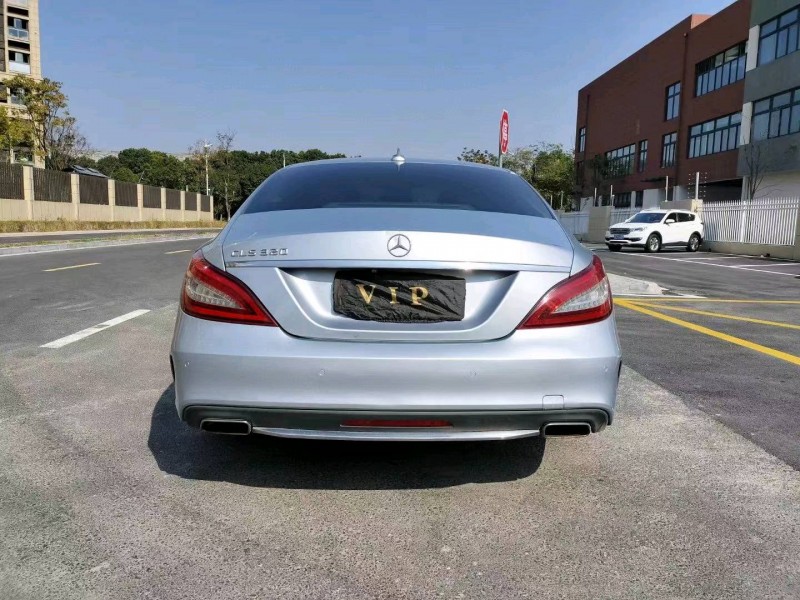 苏州15年奔驰CLS8