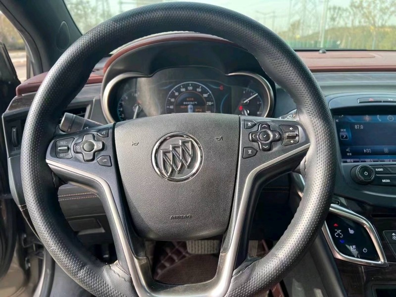 邯郸14年别克君越4