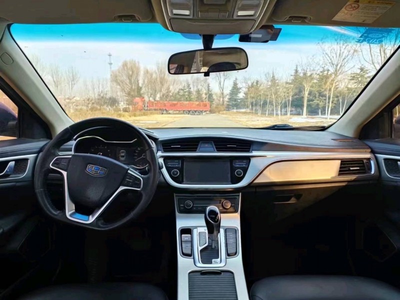 保定17年吉利帝豪GL8