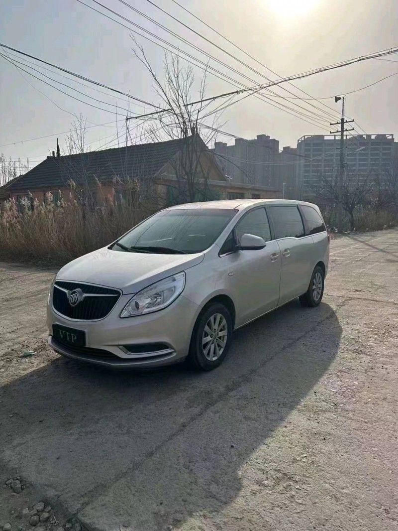 枣庄17年别克GL88