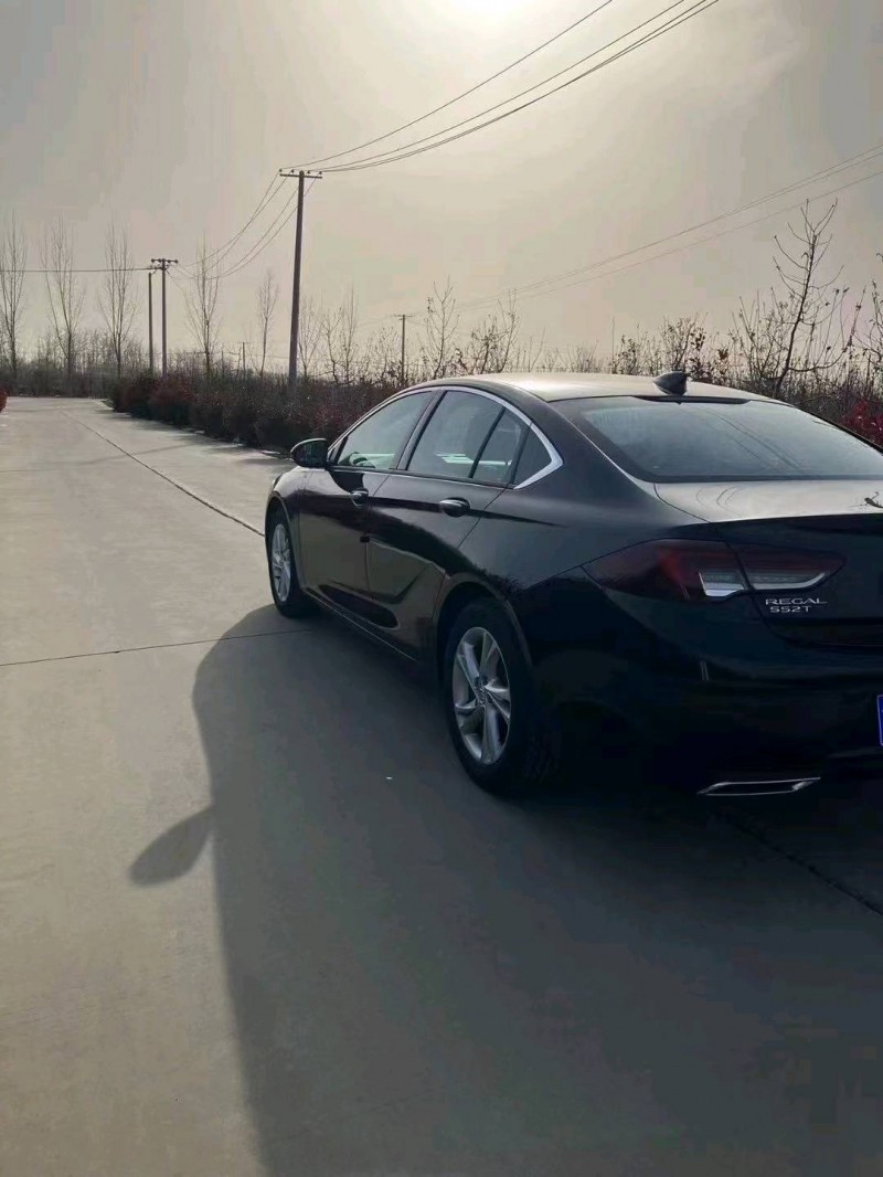 枣庄22年别克君威6