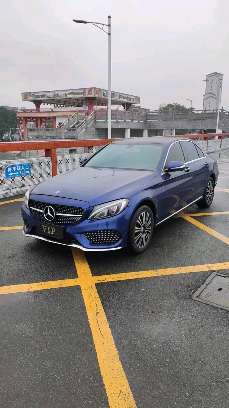 广州16年奔驰C3