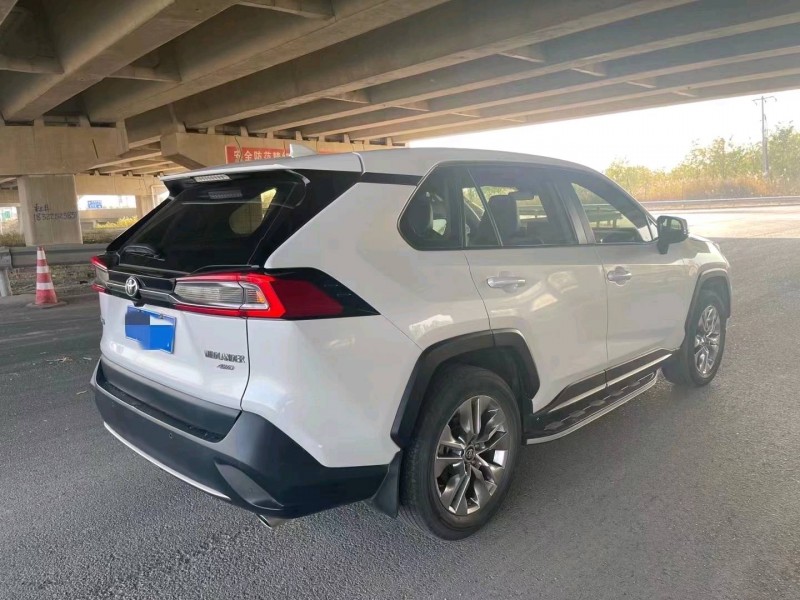 邯郸21年丰田威兰达4