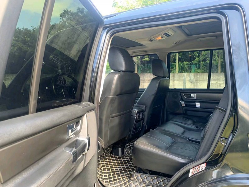 广州13年路虎发现7