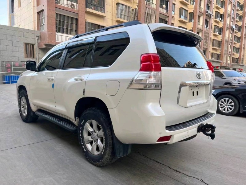 邯郸13年丰田普拉多7