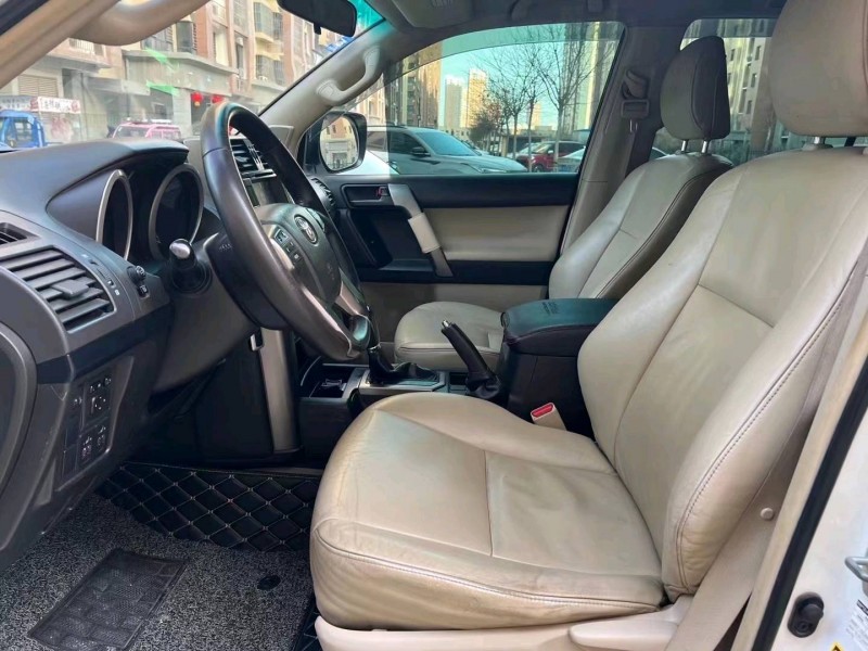 邯郸13年丰田普拉多8