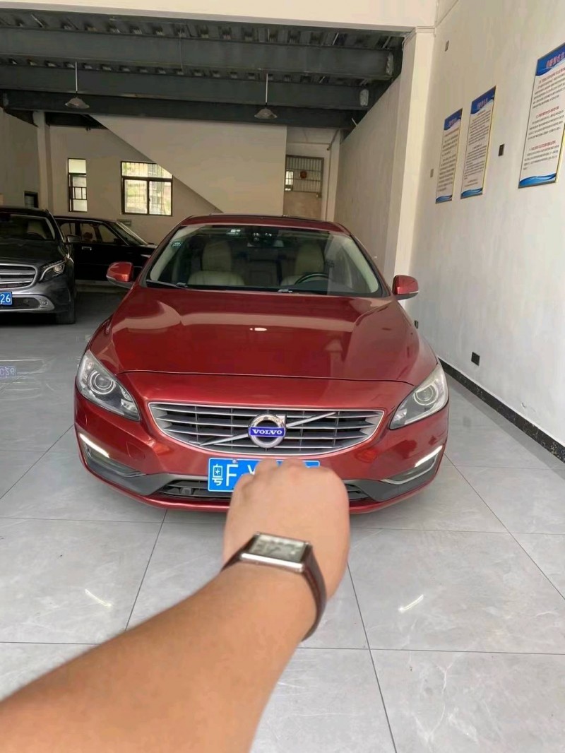 邯郸15年沃尔沃S60L1