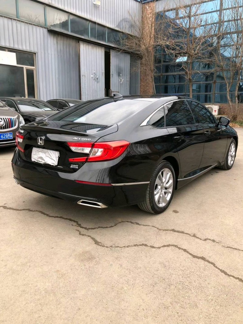 沈阳21年本田雅阁6