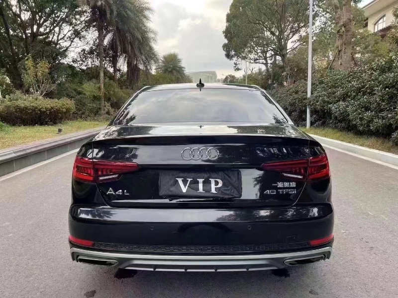 嘉兴19年奥迪A4L4