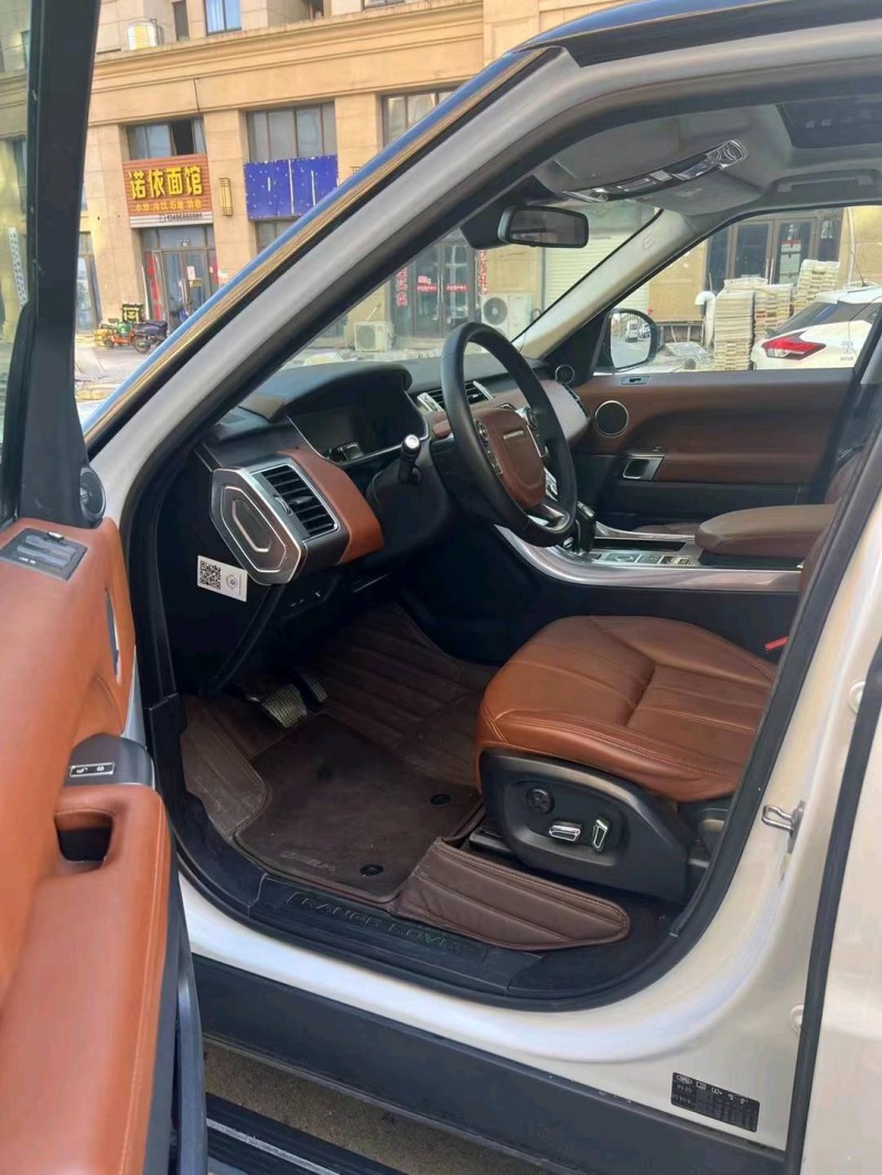 嘉兴18年路虎揽胜运动8