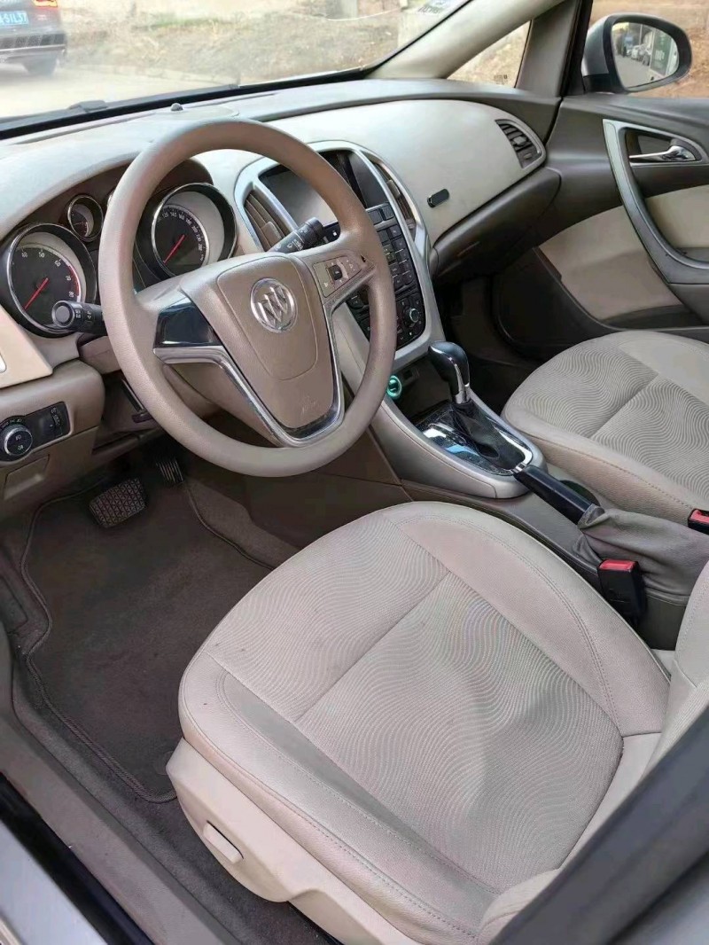 枣庄14年别克英朗5