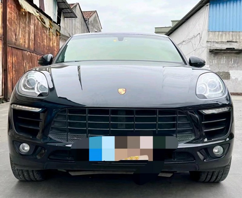 广州15年保时捷Macan1