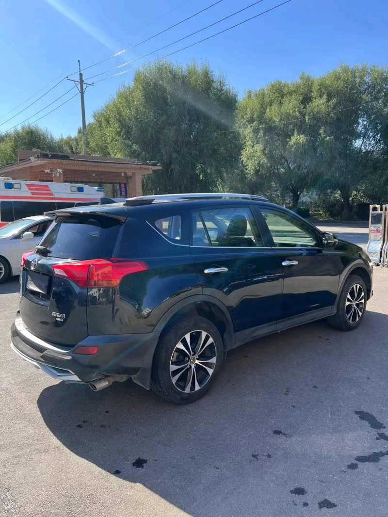 沈阳18年丰田RAV4荣放3