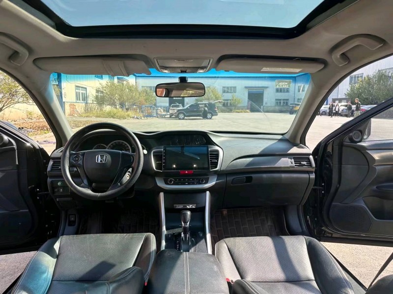 沈阳16年本田雅阁4