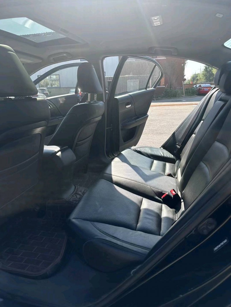 沈阳16年本田雅阁5