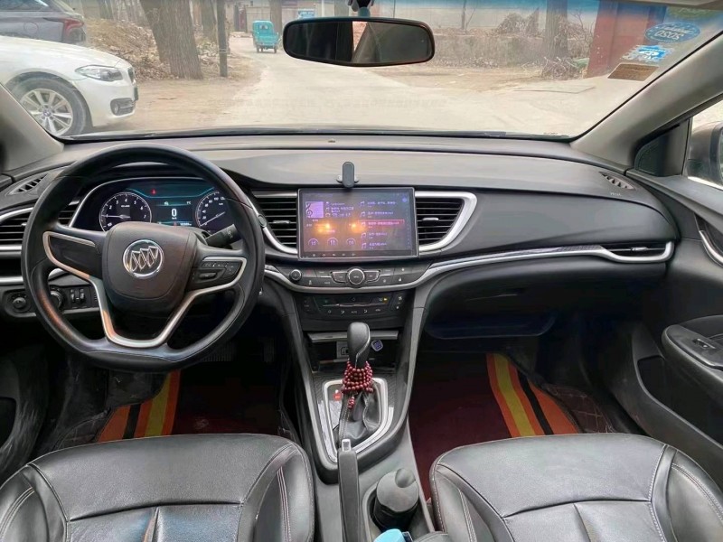 保定17年别克英朗5