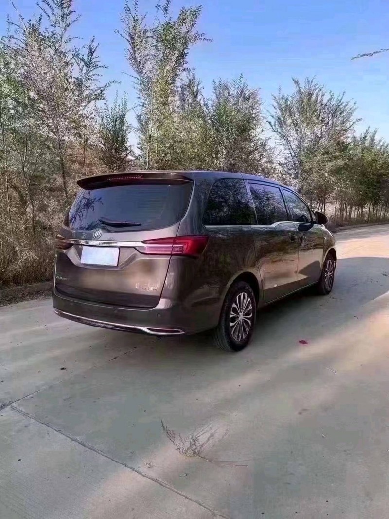 石家庄22年别克GL86