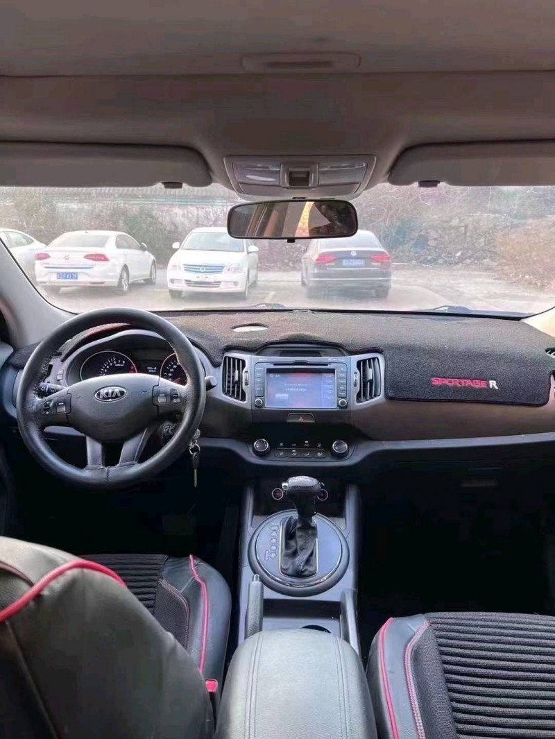 邯郸17年起亚智跑5