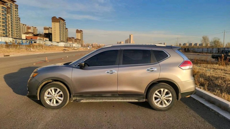 邯郸14年日产奇骏5