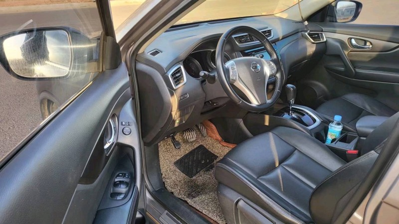 邯郸14年日产奇骏7