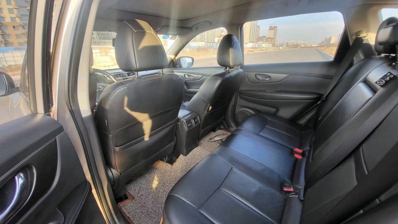 邯郸14年日产奇骏8