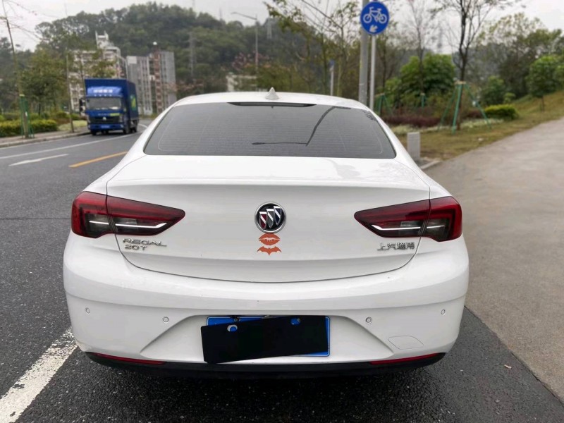 广州18年别克君威6