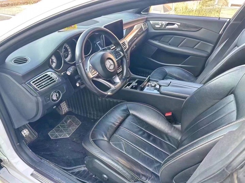 枣庄17年奔驰CLS5