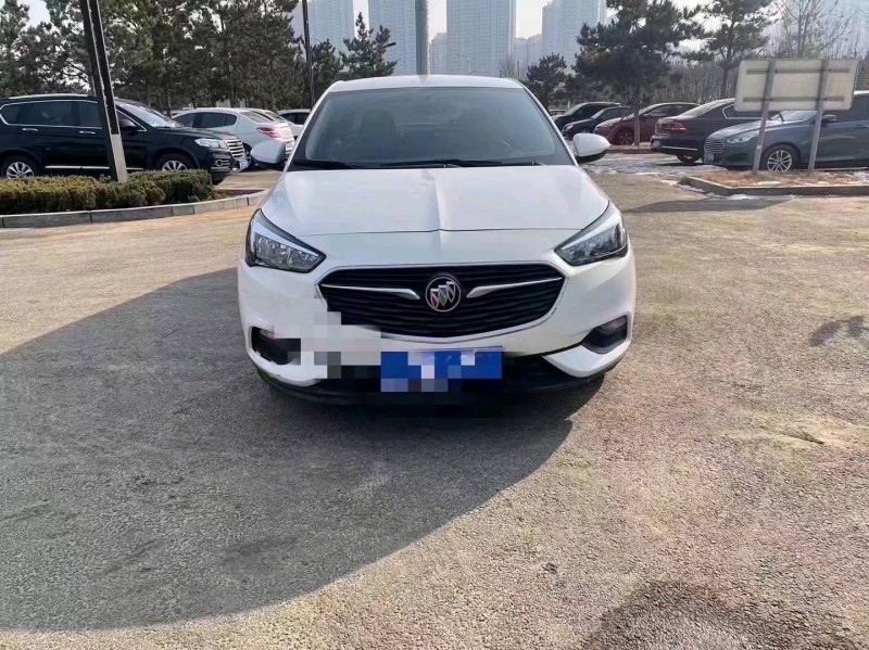 枣庄21年别克凯越1