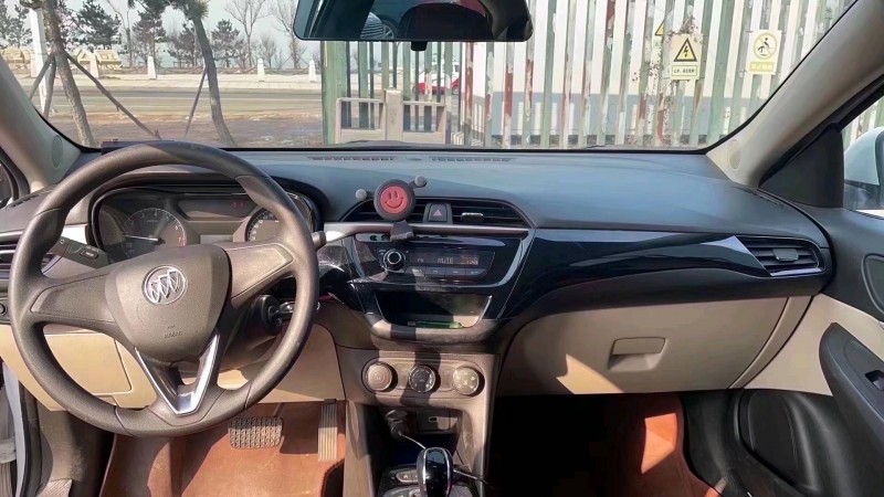 枣庄21年别克凯越7