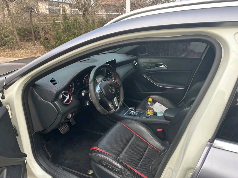 枣庄16年奔驰AMG3